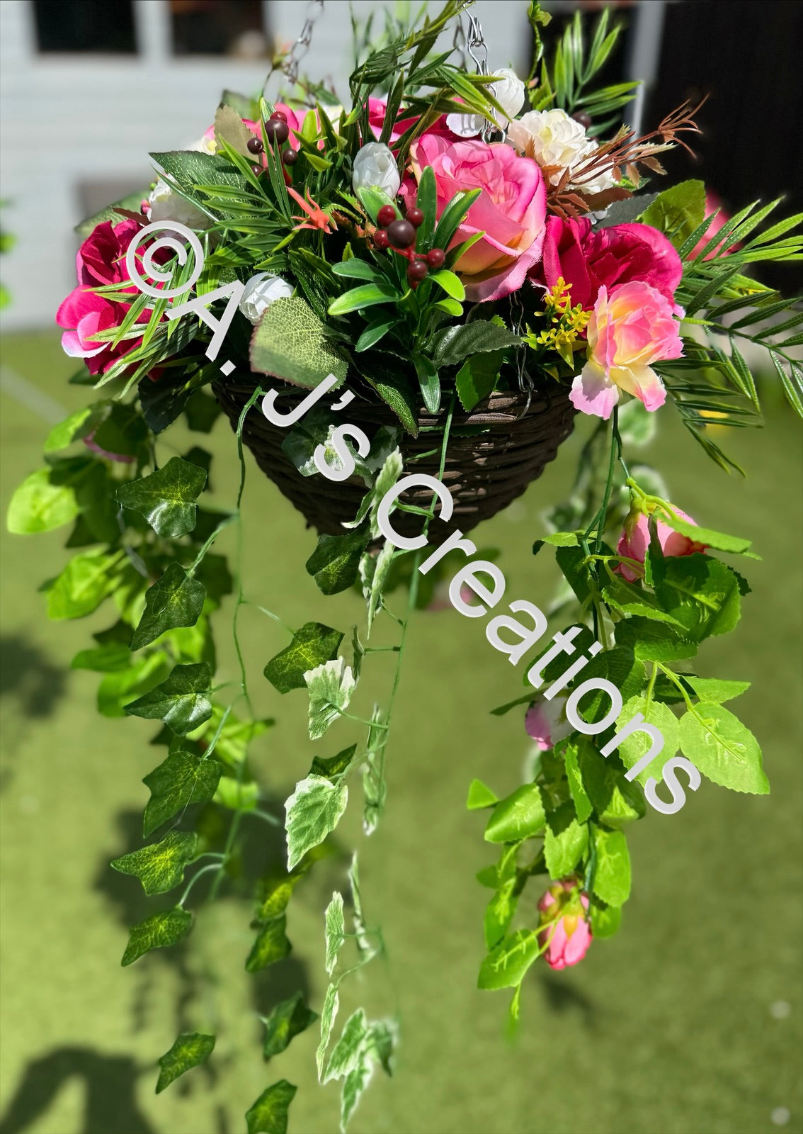 10” Deluxe Round Hanging Basket