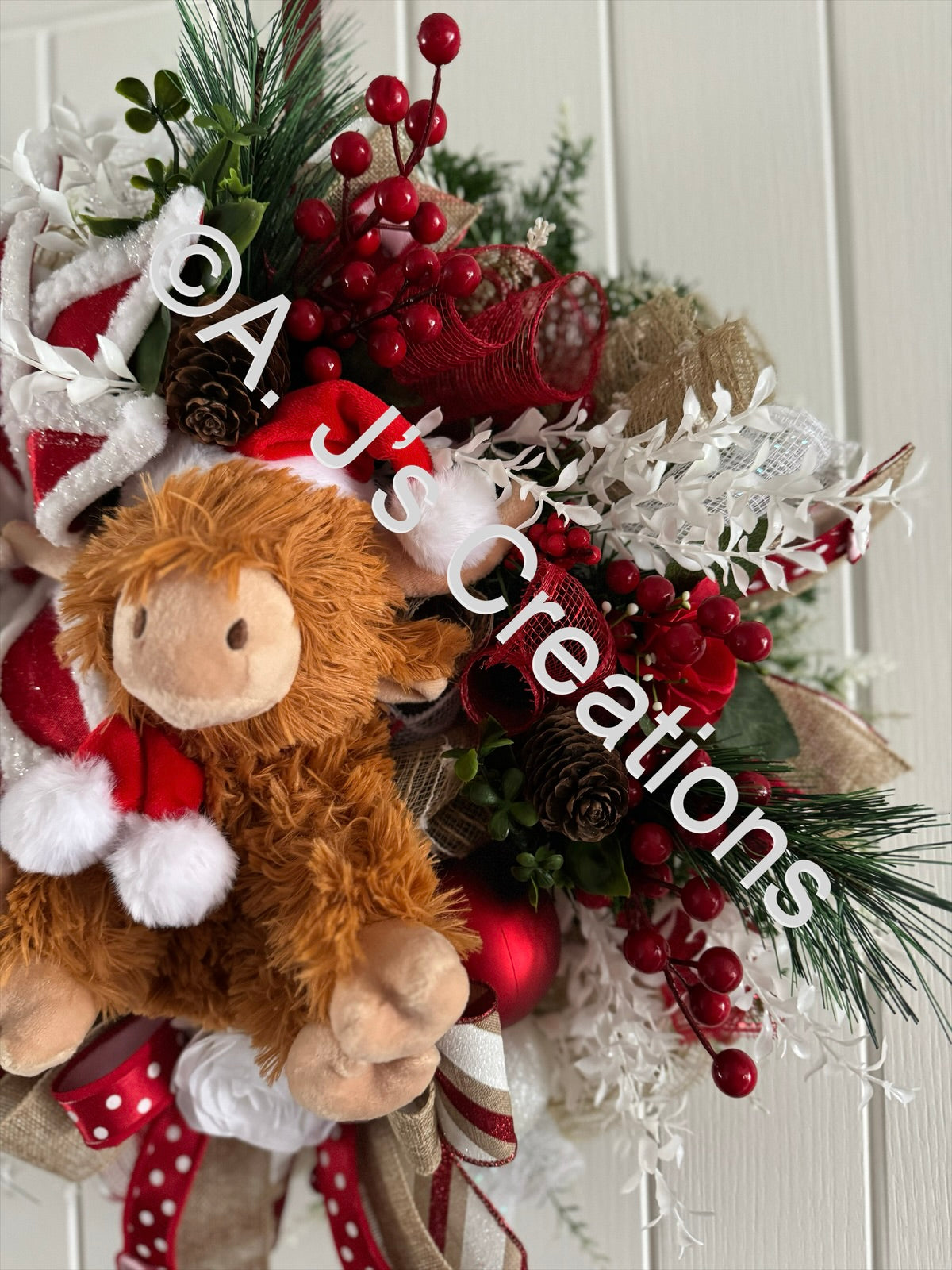 Hughie Highland Cow Xmas Wreath