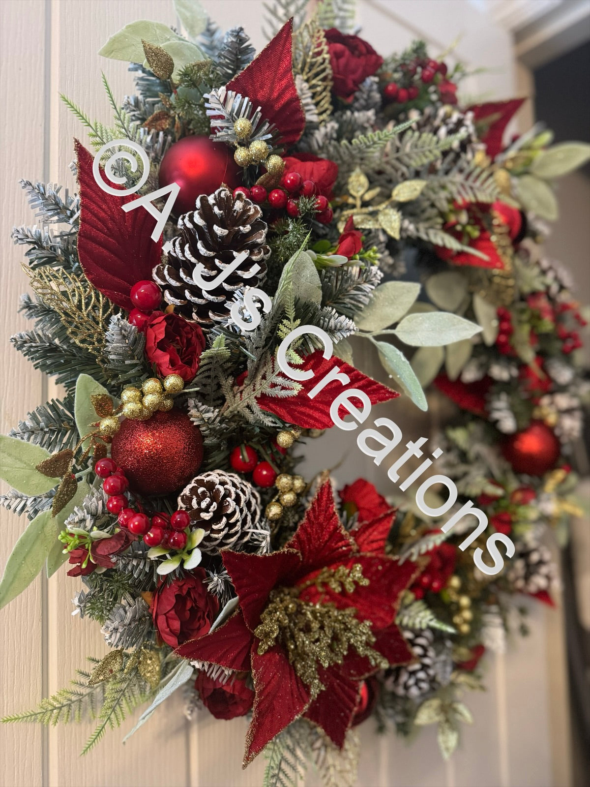 XL Deluxe Traditional Xmas Wreath