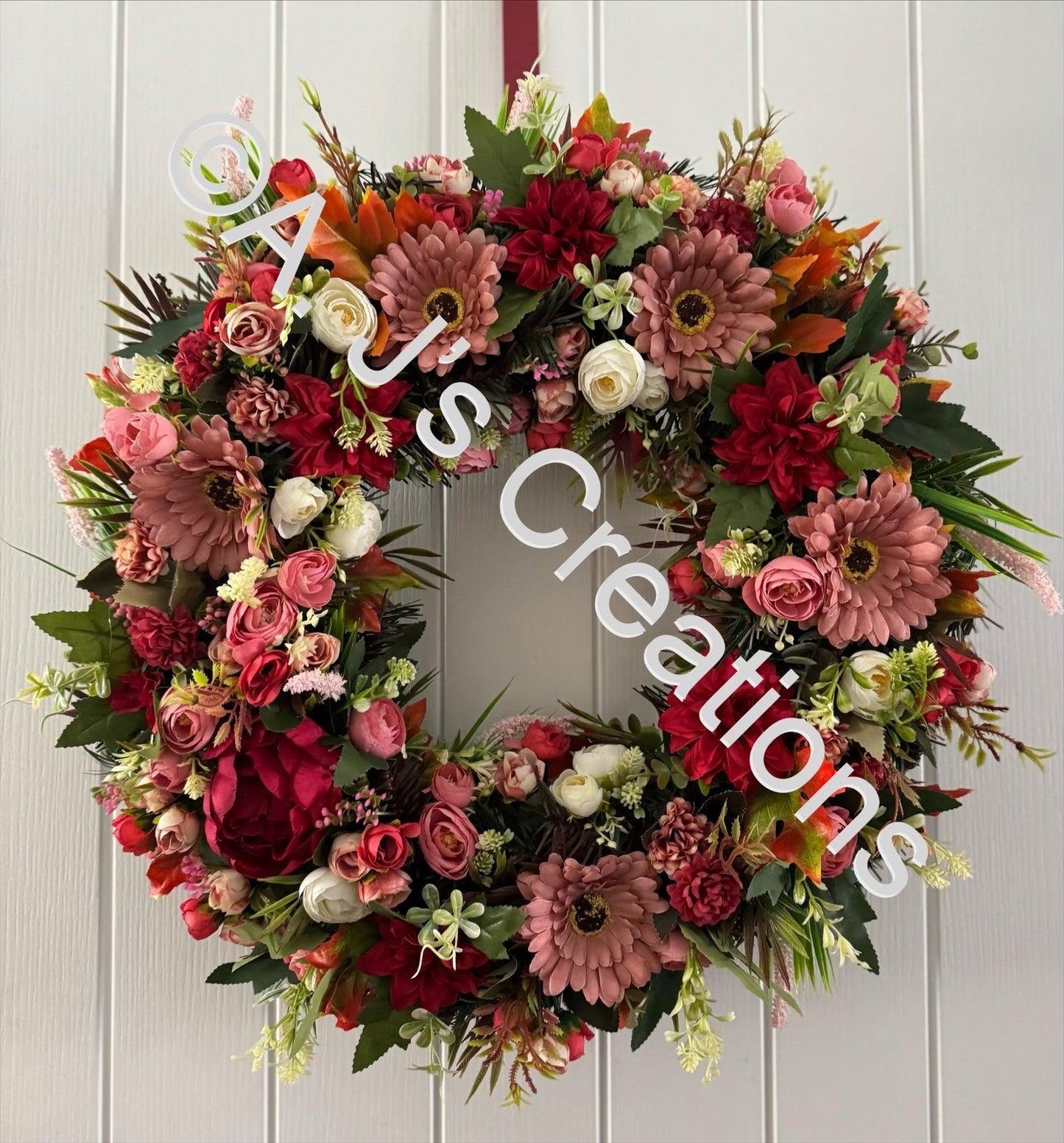 55cm Floral Wreath in Reds & Pinks