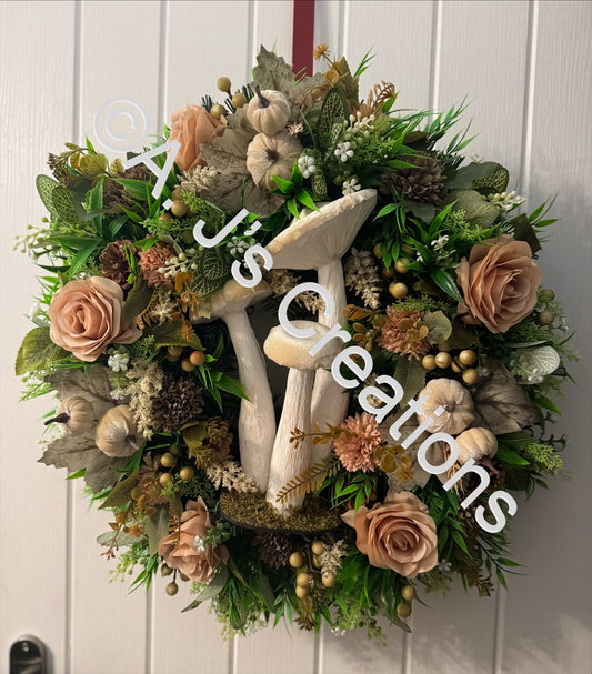 Ivory Toadstool Wreath