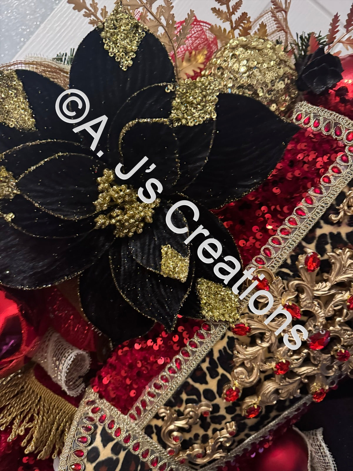 XL Deluxe Nutcracker Wreath