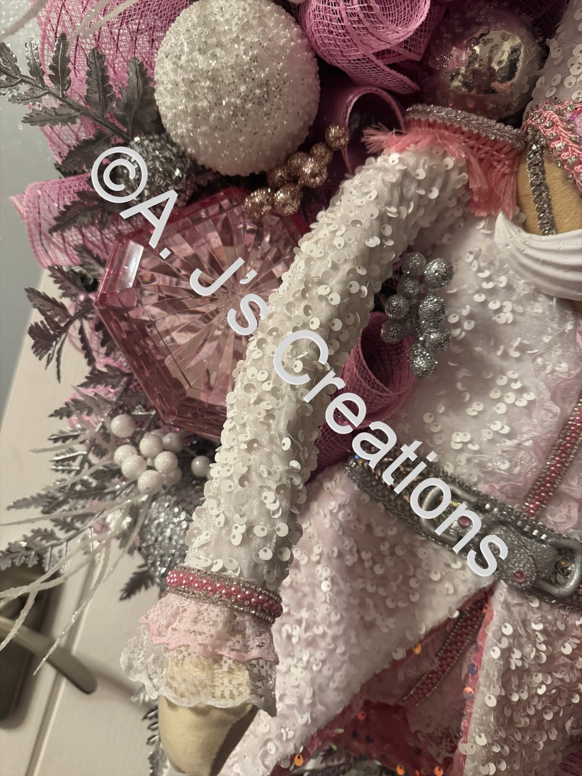 XL Deluxe Nutcracker Wreath