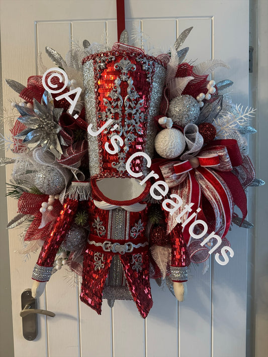 XL Deluxe Nutcracker Wreath