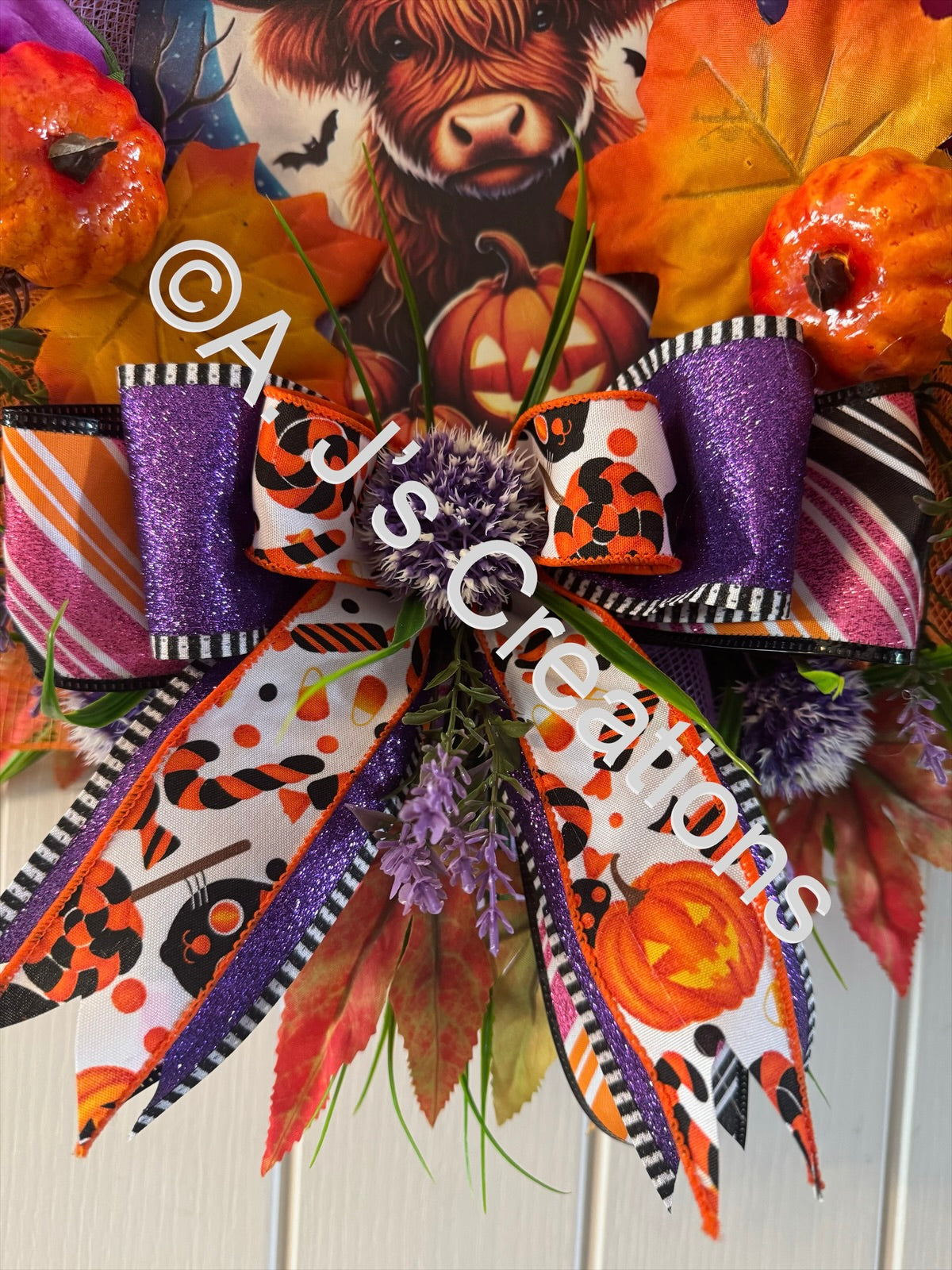 Highland Cow Halloween Wreath