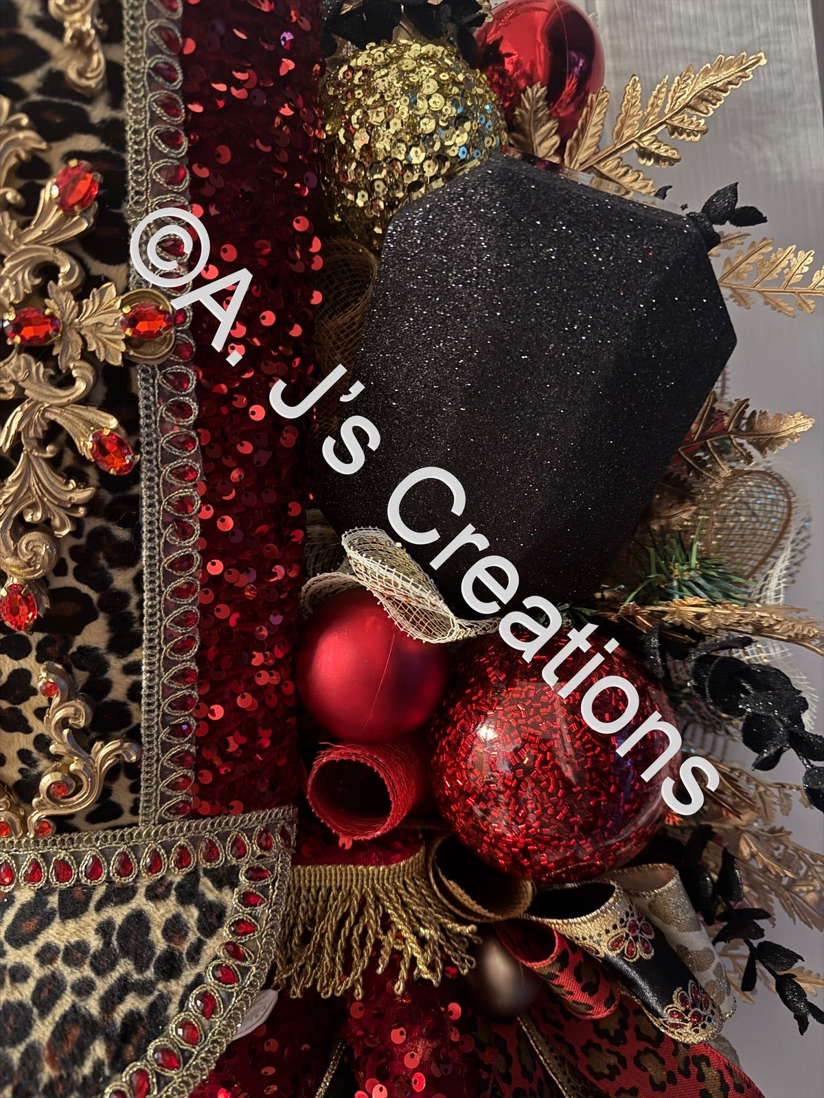 XL Deluxe Nutcracker Wreath