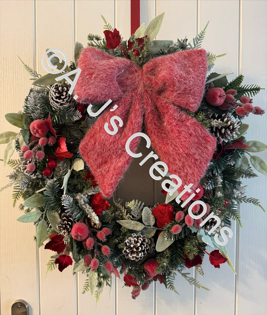 Traditional Wreath with Furry Bow