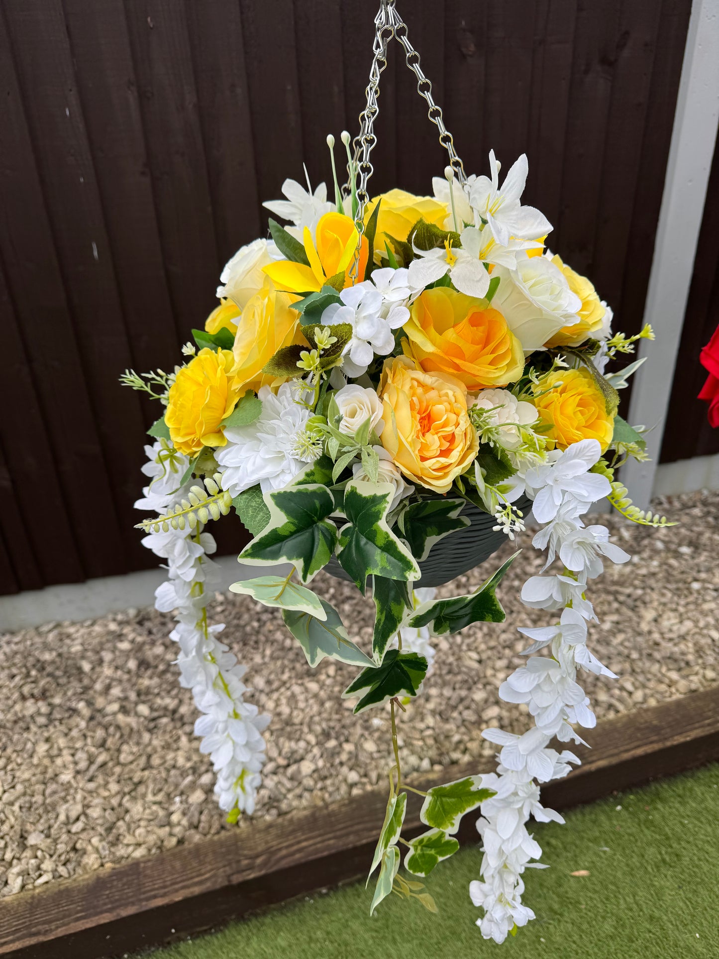 12” Deluxe Hanging Basket