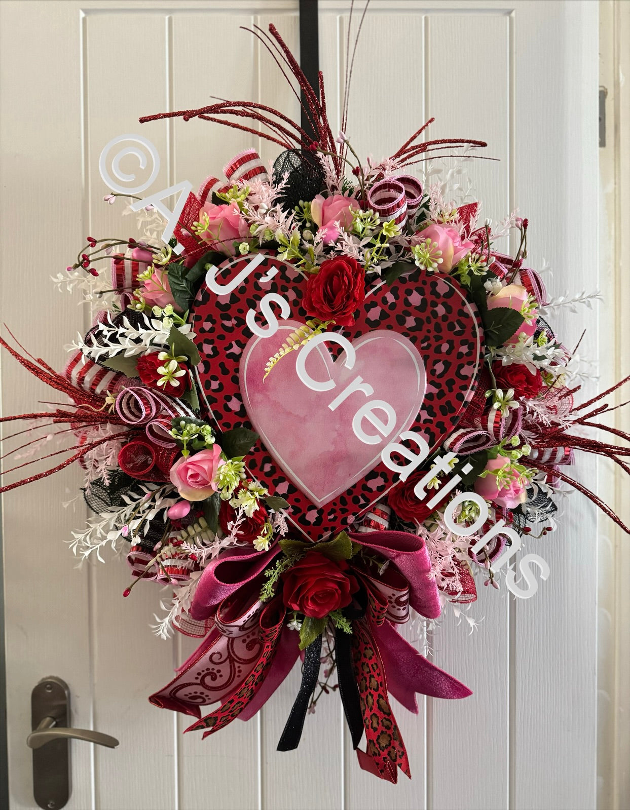 Leopard Print Heart Valentines Wreath
