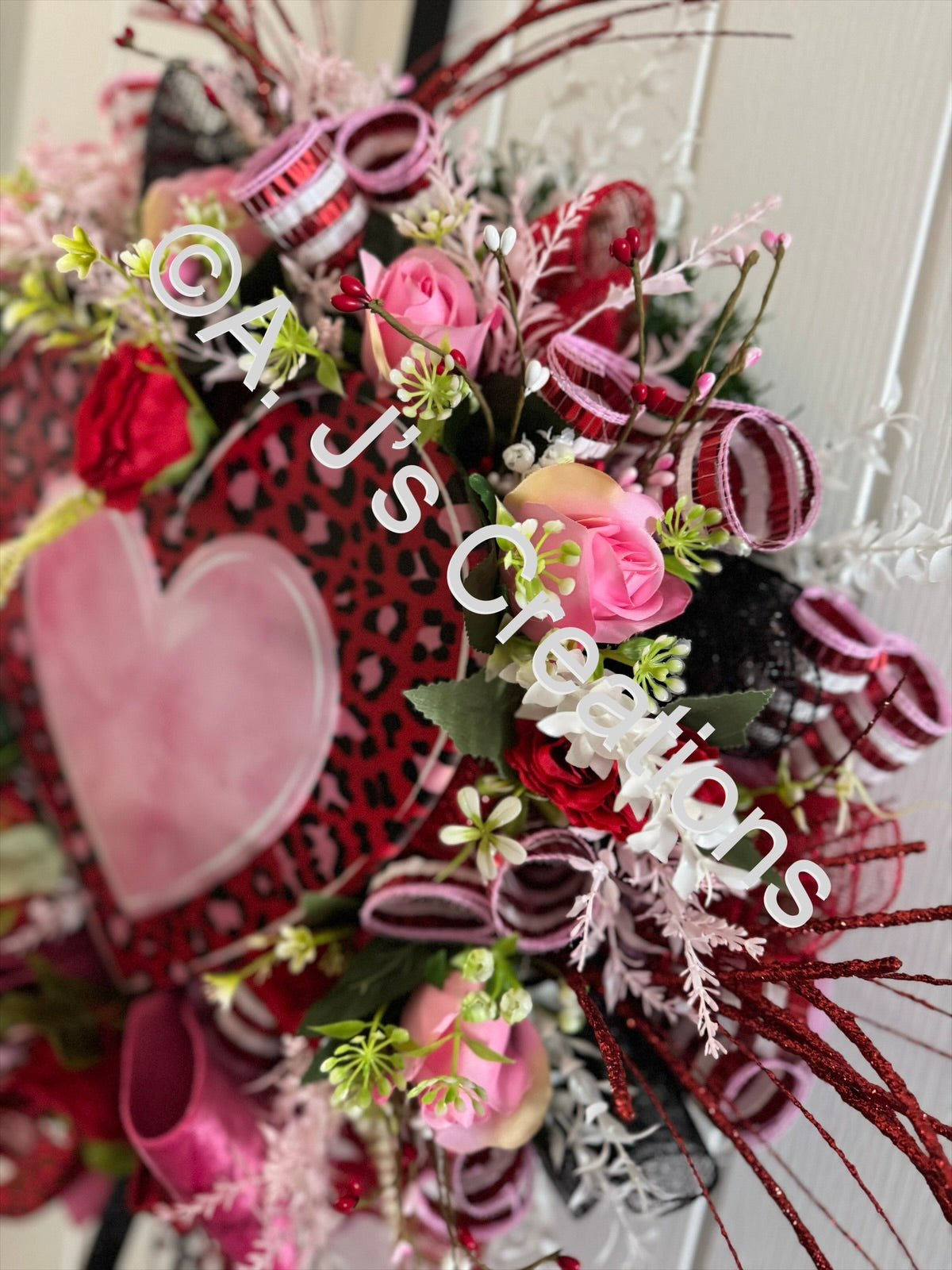 Leopard Print Heart Valentines Wreath