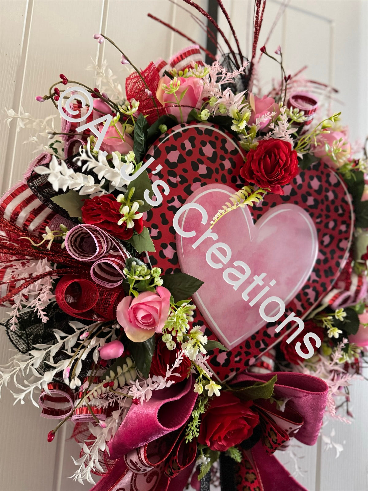Leopard Print Heart Valentines Wreath