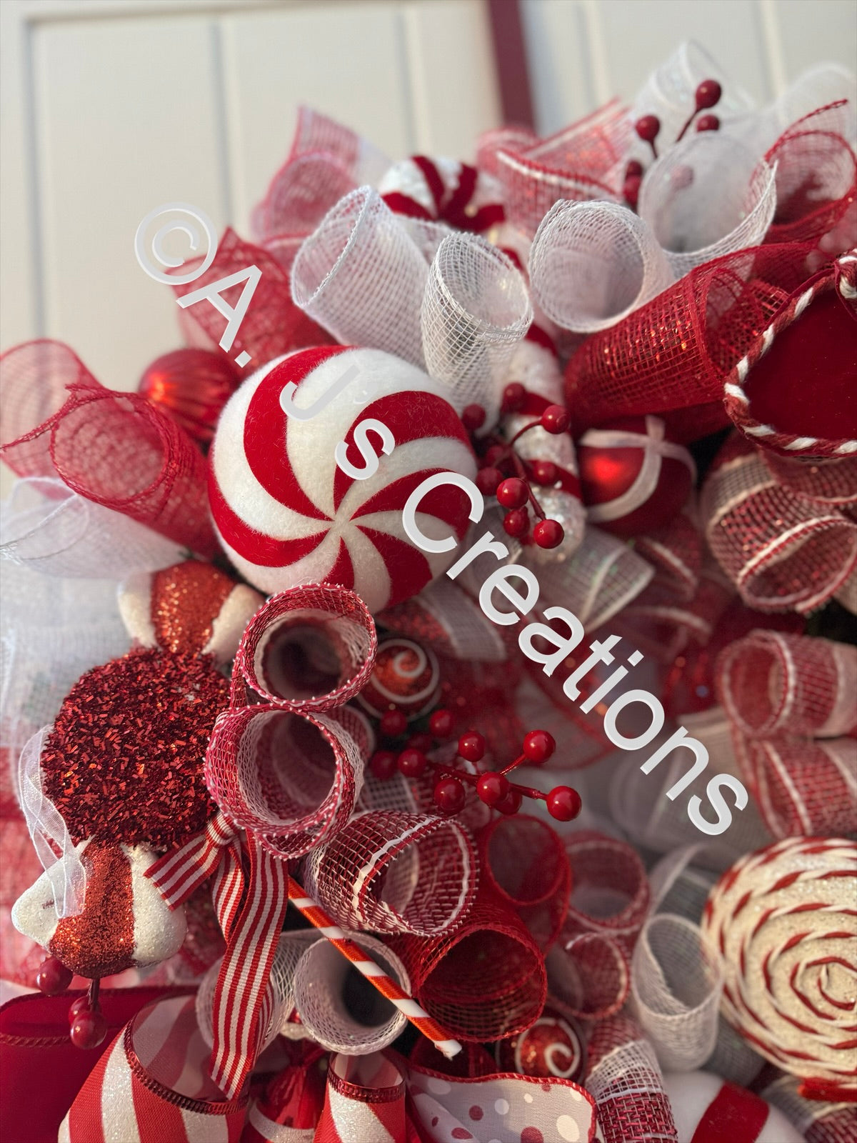 55cm Candy Cane Wreath
