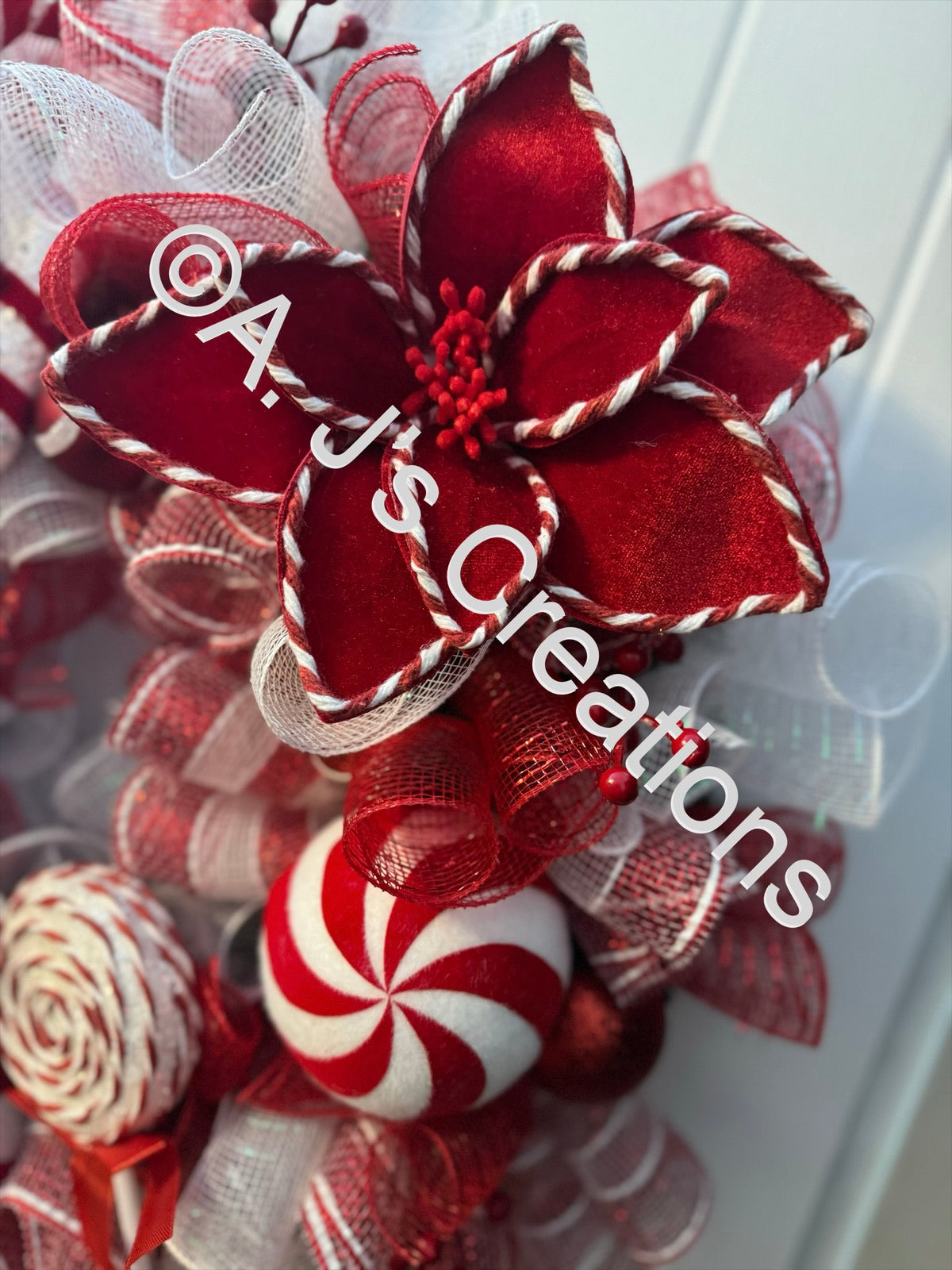 55cm Candy Cane Wreath