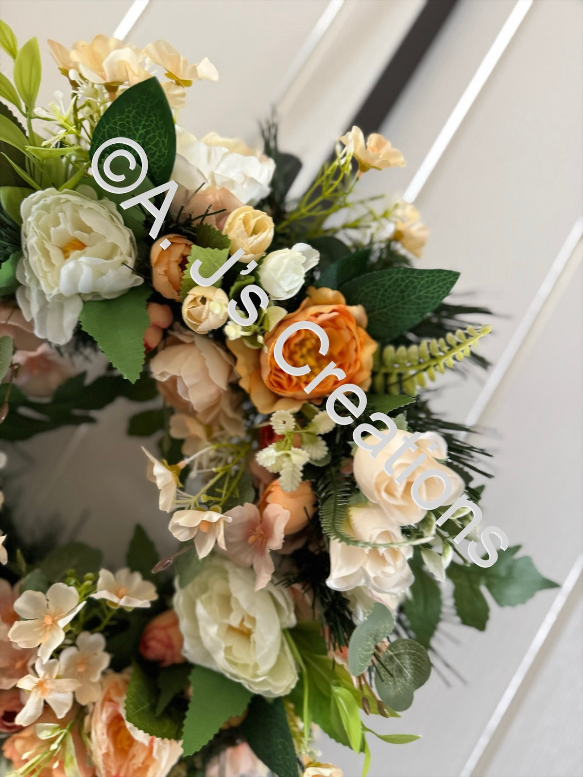 40cm Peaches n Cream Wreath