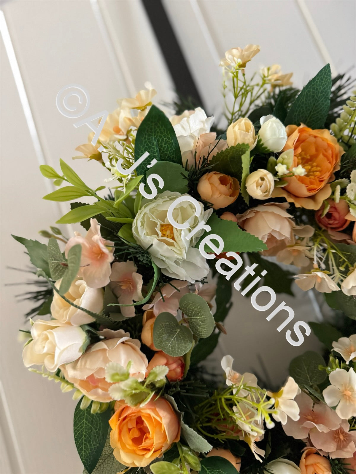 40cm Peaches n Cream Wreath