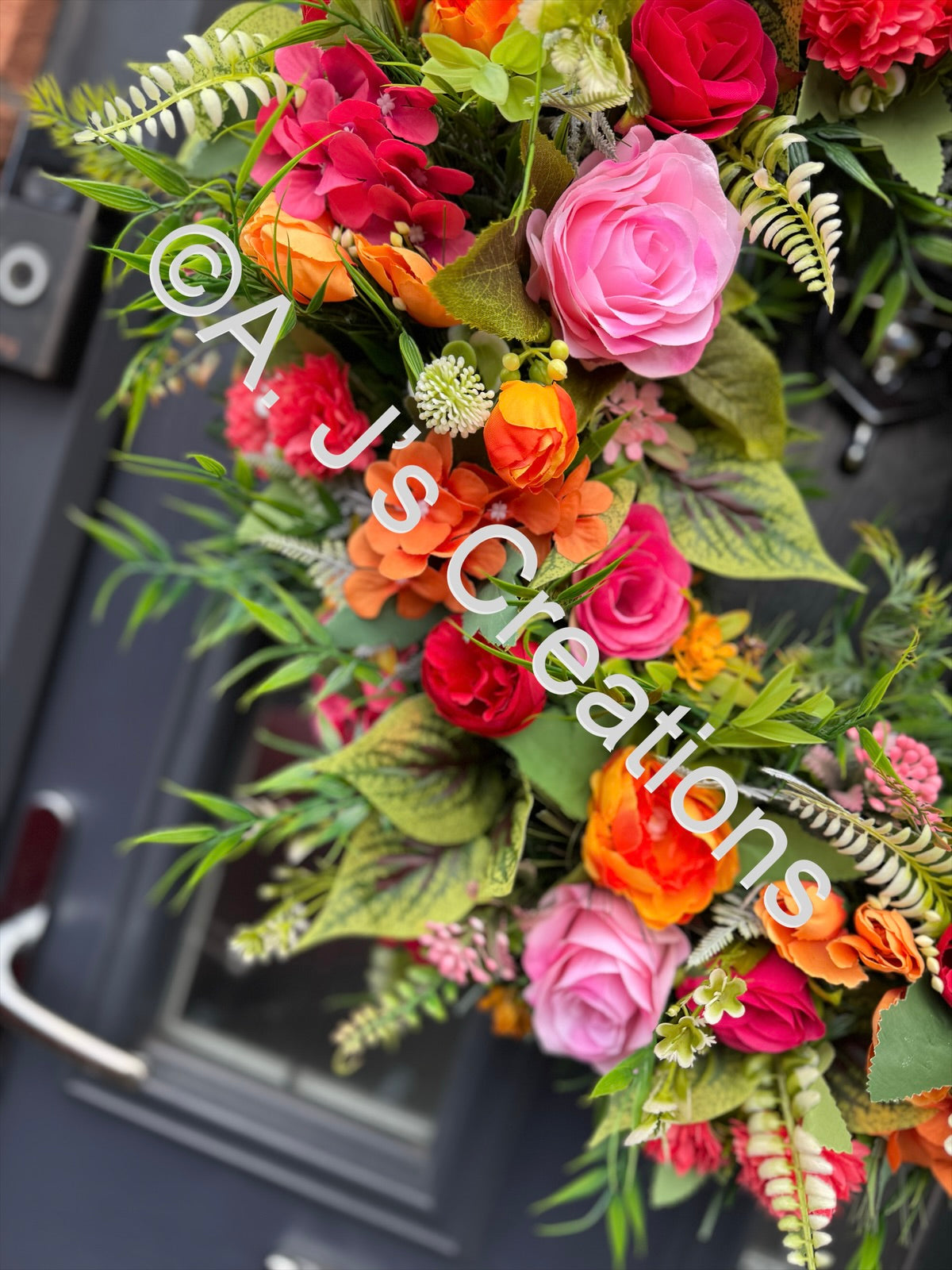 XL Deluxe 60cm Bright & Cheery Wreath