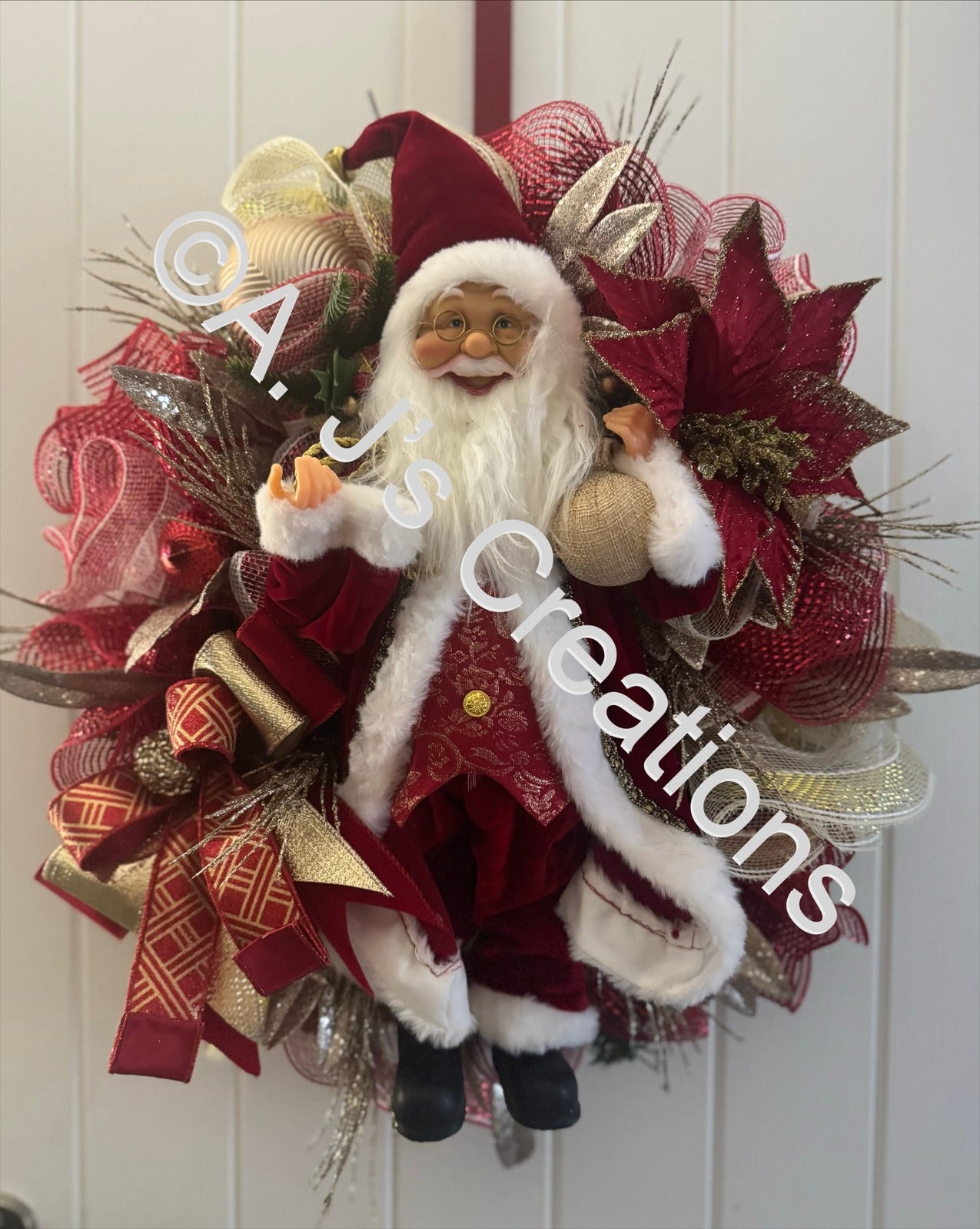 Santa Wreath in Red & Gold