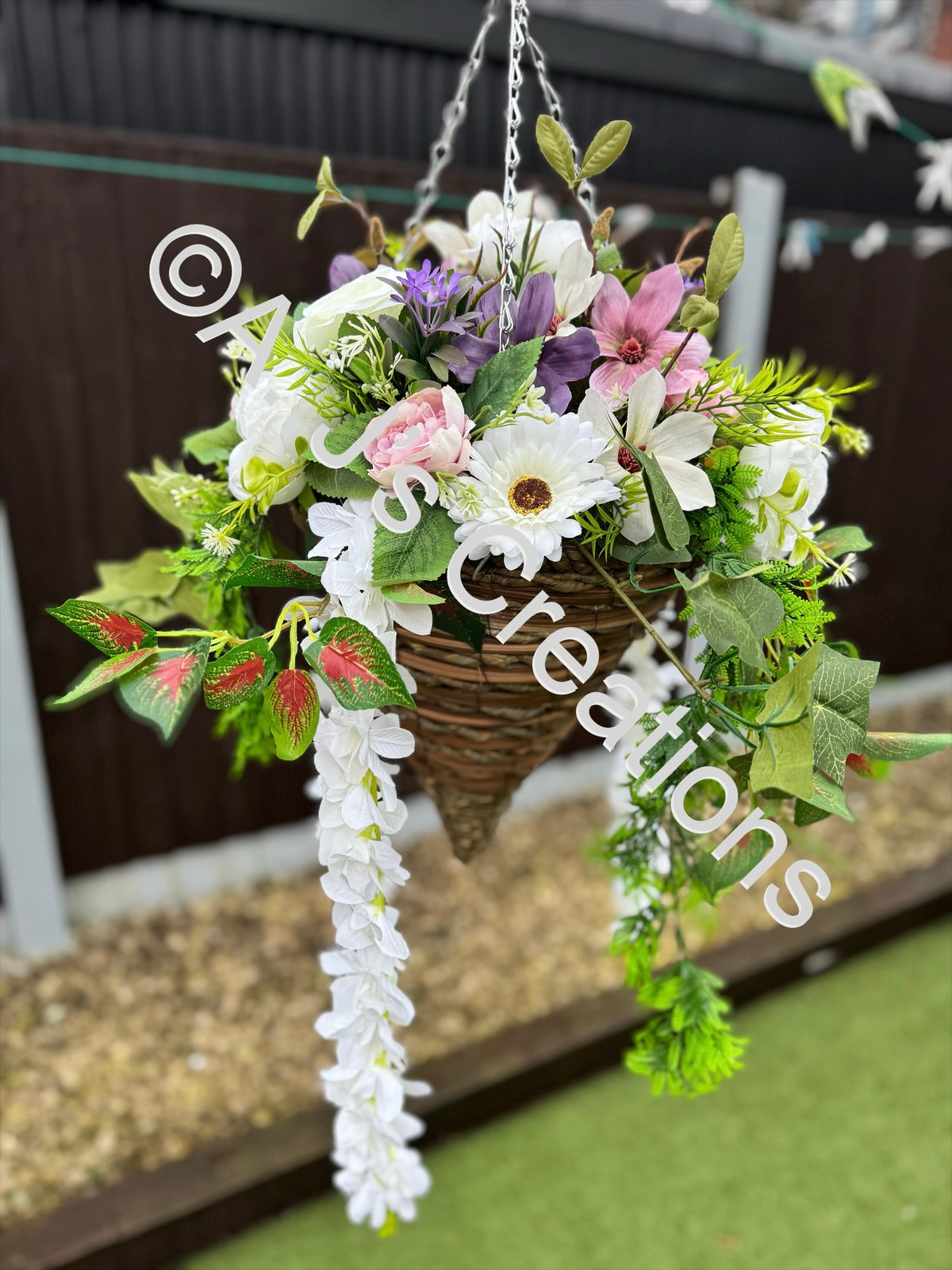 12” Deluxe Cone Basket with Magnolias