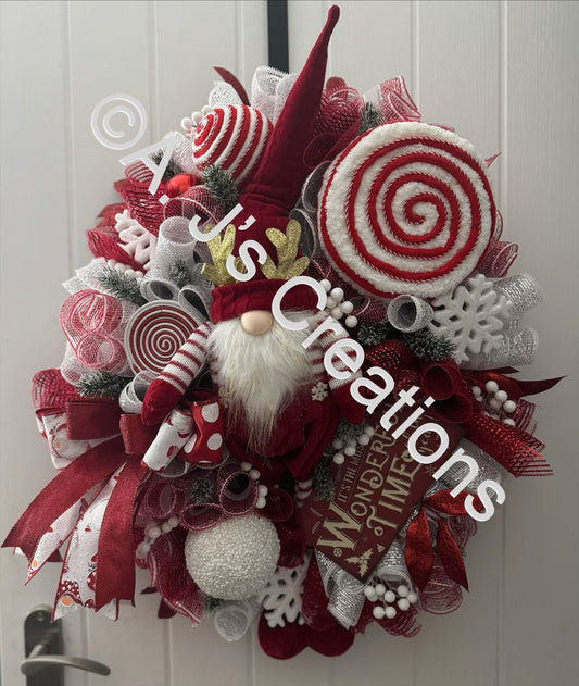 Red & White Gonk Wreath