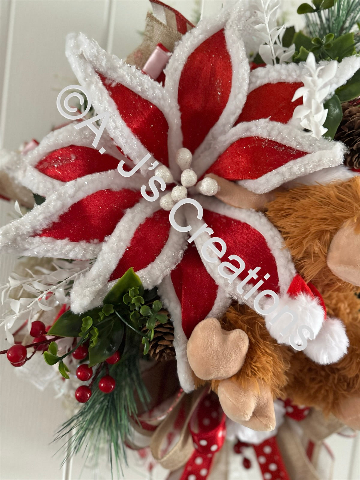 Hughie Highland Cow Xmas Wreath