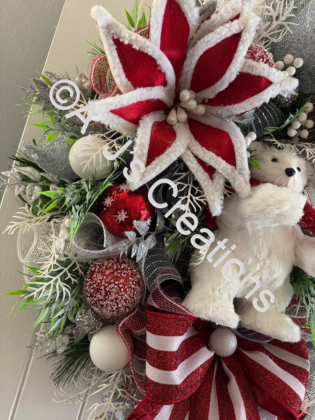 Polar Bear Wreath