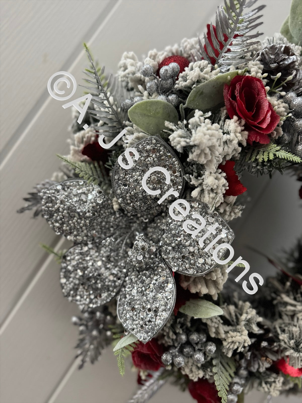 Crystal Flower Wreath Red