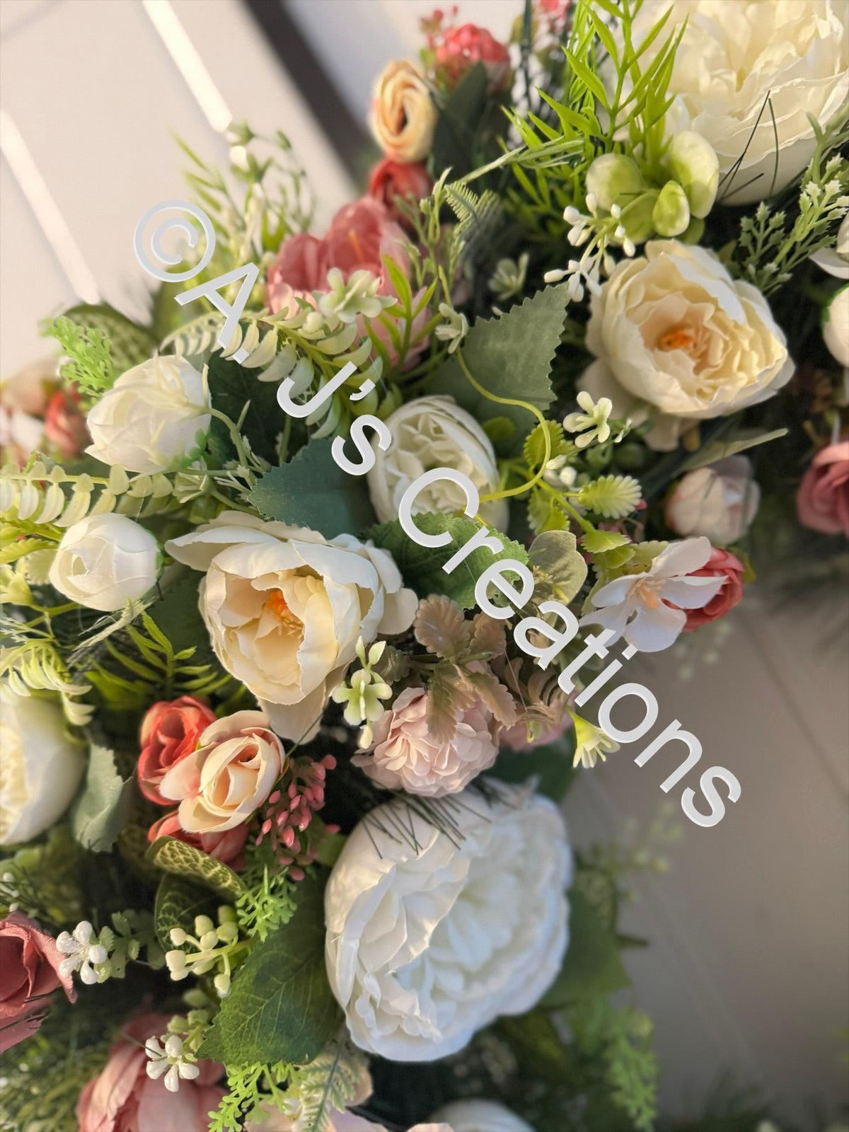 XL Deluxe Wreath in Ivory & Pink