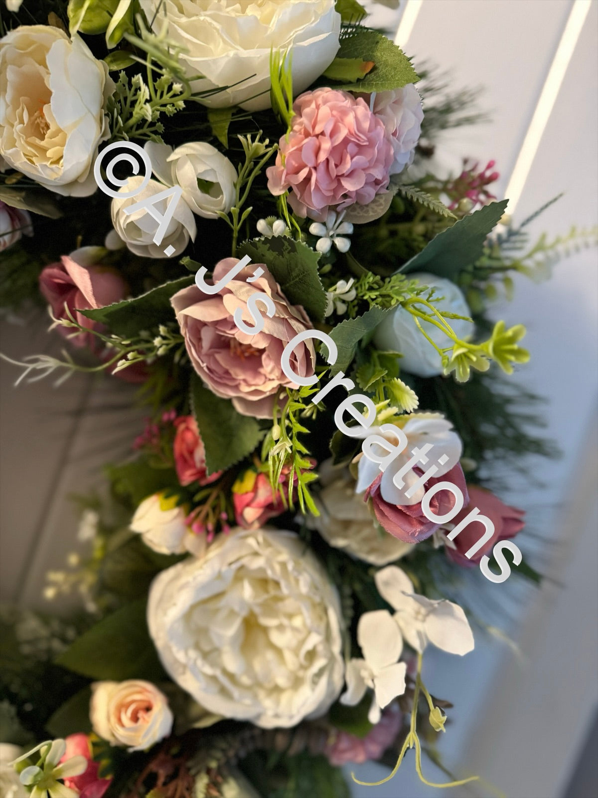 XL Deluxe Wreath in Ivory & Pink